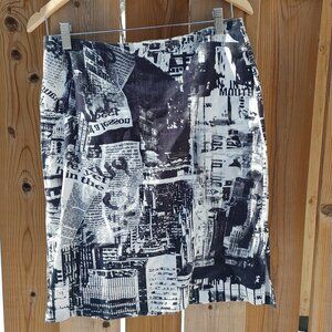 Luc Fontaine News Paper Print Pencil Skirt Black and White Size 6